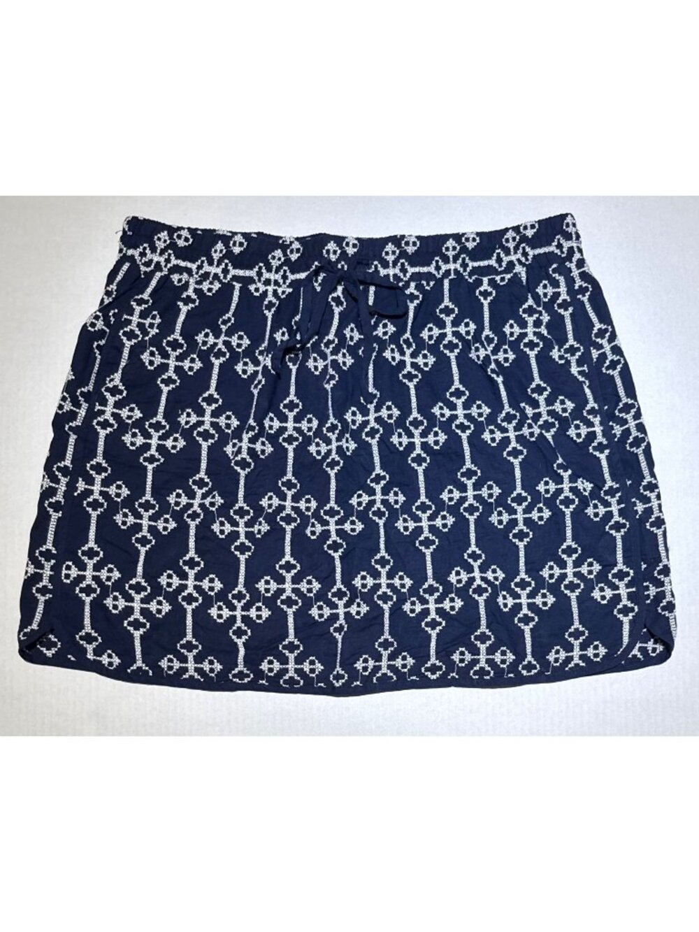 Gap factory womens L Large mini short Skirt navy white tapestry embroidery EUC